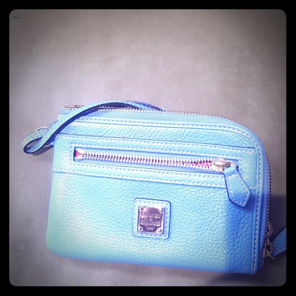 Dooney wristlet